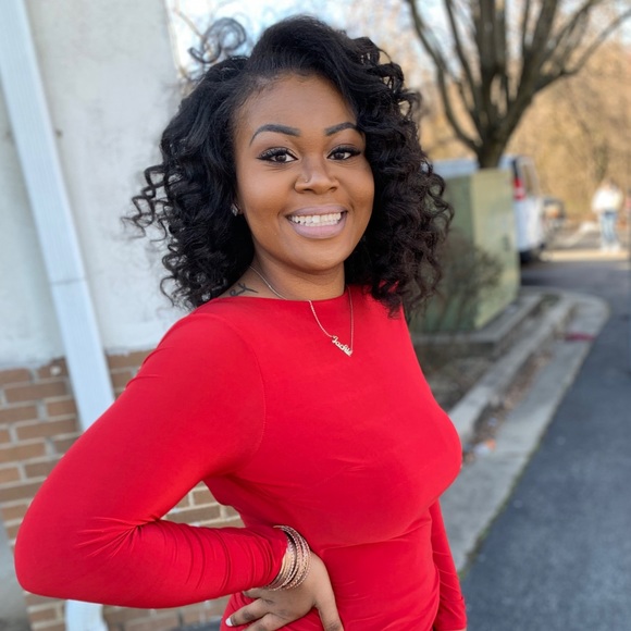 Meet the Posher Other - Meet your Posher, Jackie